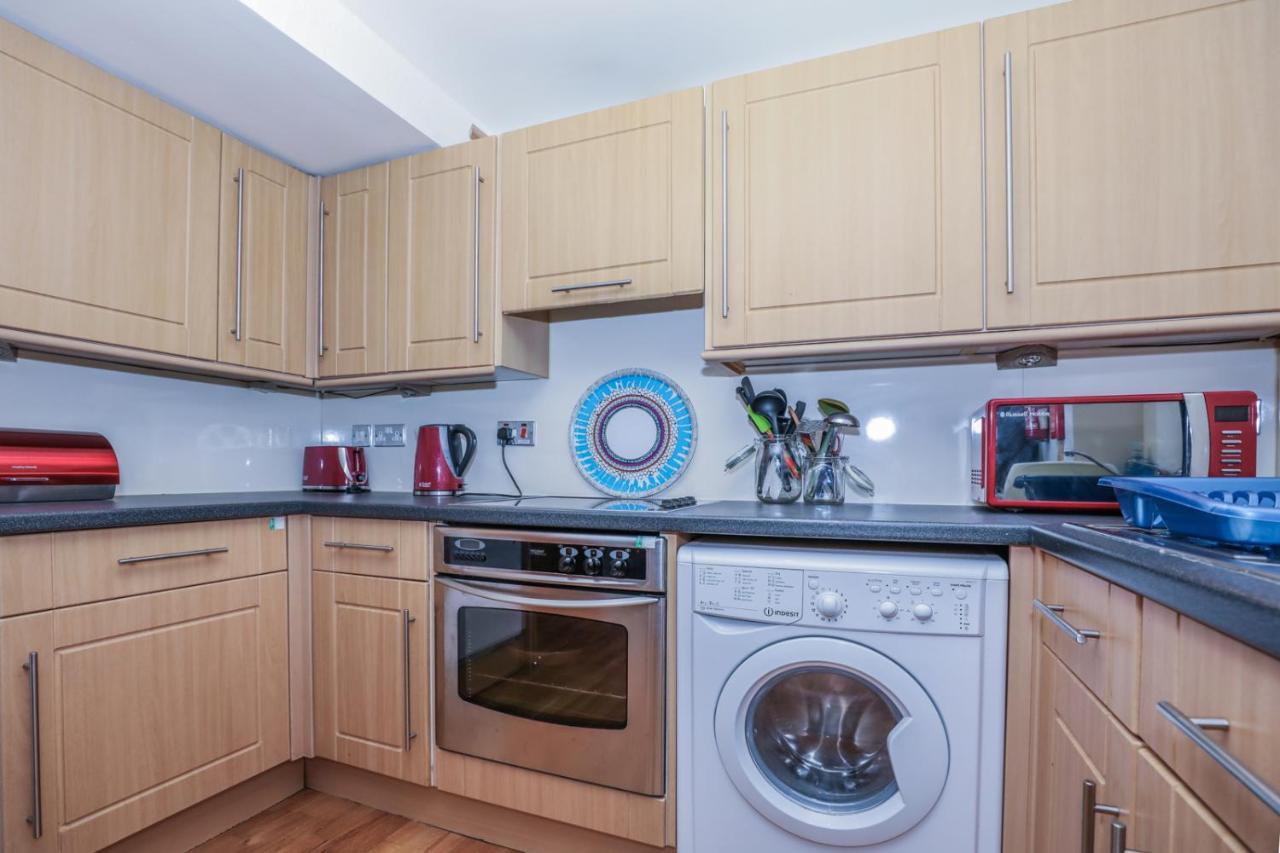 Beautiful 1-Bed Apartment Near Castle EDI Exteriér fotografie
